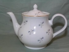 Arthur Wood 2-Pint Teapot Harebell Bluebell Pattern No.6055