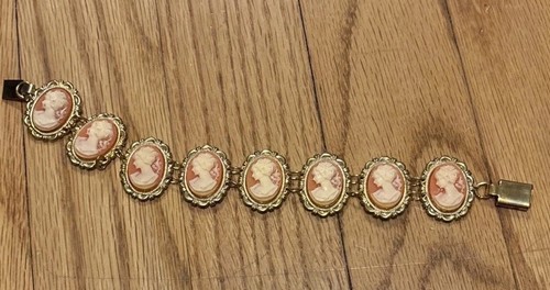 Vintage cameo bracelet peach - vintage,