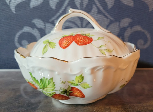 Queens virginia strawberry - queens,