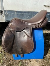 Flyde Show Saddle 17 Seat