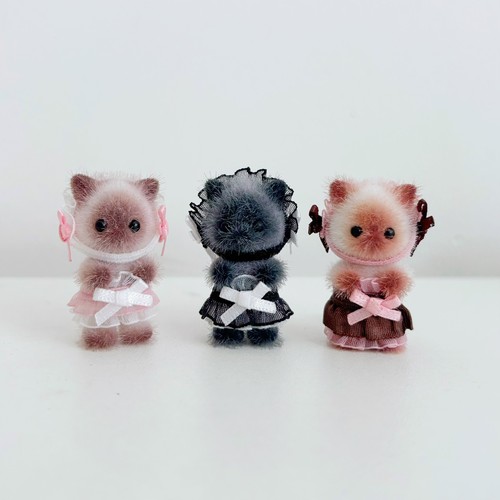 Sylvanian families siamese - families,