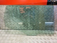Mercedes A Class A160 LWB OSR Door Window Glass 43R-001352 Drivers Rear 98-05