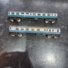 Graham Farish Buffet and 1st Class Coach Set N Gauge . GC REF SH11