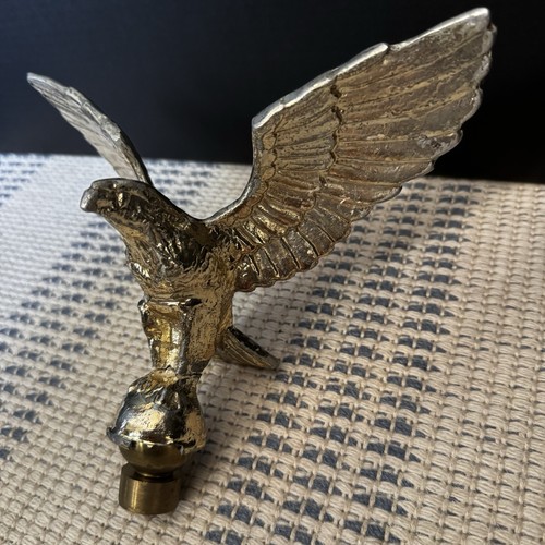 Large metal eagle flag - metal,