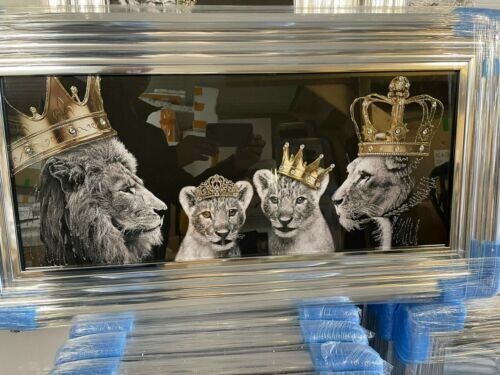 Lion family king and - king, queen