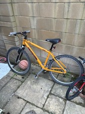 Cannondale F300 Mountain Bike