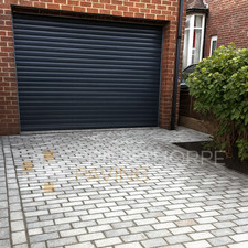 Kandla Grey Sandstone Setts 20x10cm Natural Stone Cobbles for Patio & Driveway