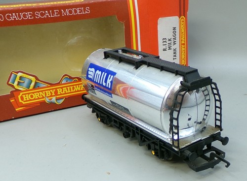 Hornby r133 milk - hornby, wagon
