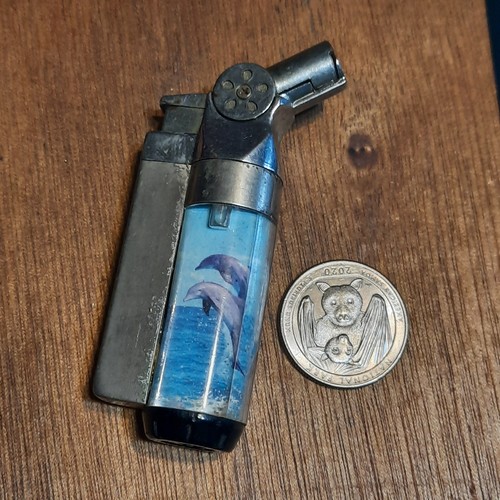 Vtg dolphin ocean lighter - vtg,