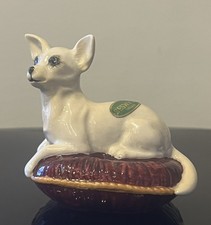 Beswick Chihuahua Dog On