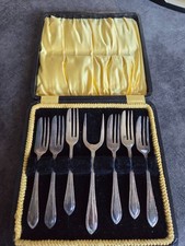 Set of Pastry/Cake Forks