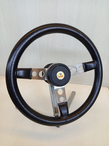 Steering wheel kit hub - wheel,