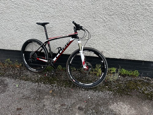 Mountain bike cross country - mountain,