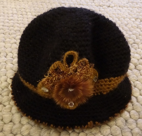 Ladies black line crotchet hat - ladies,