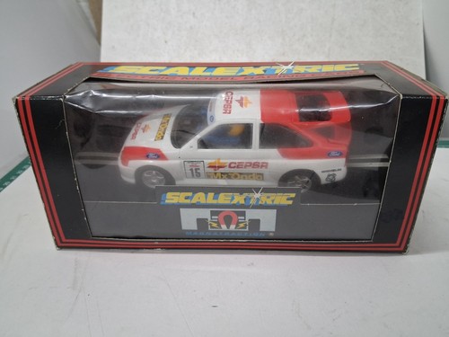 Scalextric c592 escort - c592,