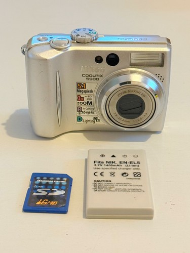 Nikon coolpix 5900 1mp - coolpix,