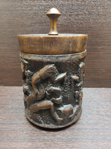 Hand carved wooden tobacco - hand,