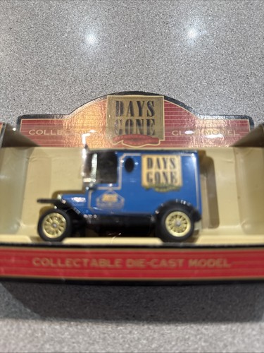 Lledo models days gone van - lledo, of