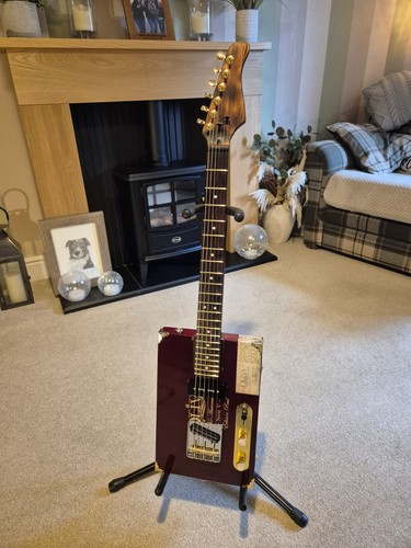 String cigar box guitar - box, guitar.