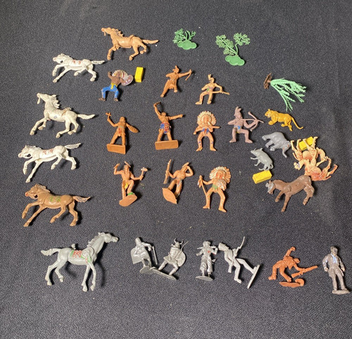Vintage plastic horses and - vintage,