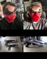 Redhood Outlaw Mask And Prop Cosplay Guns