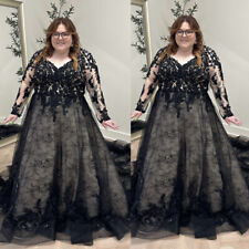 Gothic Black and Ivory Wedding