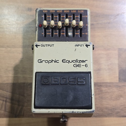 Boss guitar effect pedal - boss,