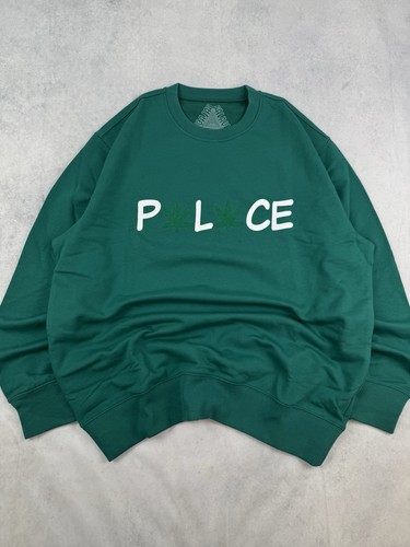 Palace ganja leaf spell out - palace,