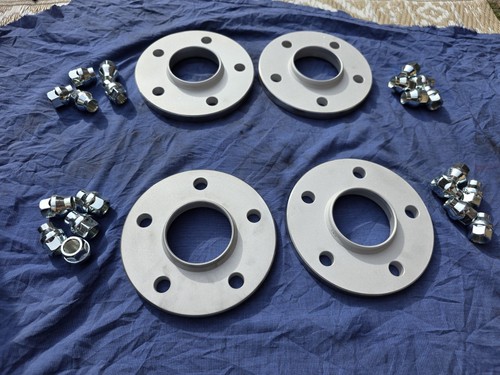 Aston martin db9 wheel spacer - wheel,