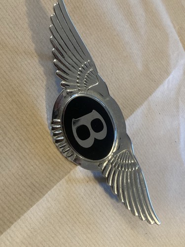 Bentley winged enamel badge - bentley,