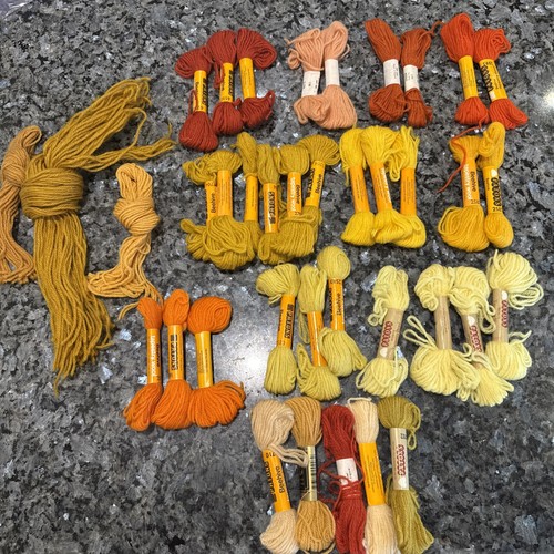 Bundle yellow and orange - of,