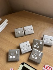 Set brushed chrome plug - of,