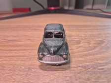 Dinky Toys Morris Oxford