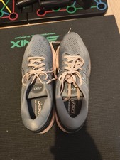 Asics Gel-Kayano 27  Size 10