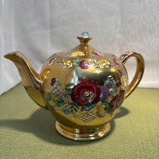 Sadler Gold Lustre Tea Pot