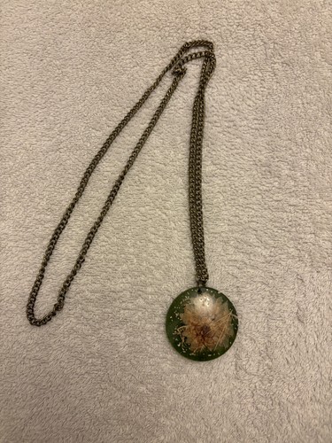 Pressed flower pendant - pressed,