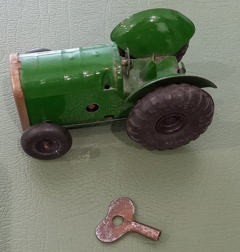 Vintage tinplate clockwork - vintage,