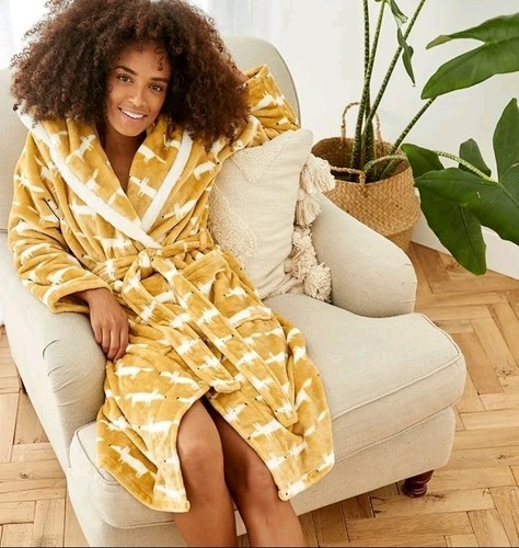 Scion fox next ochre - -,