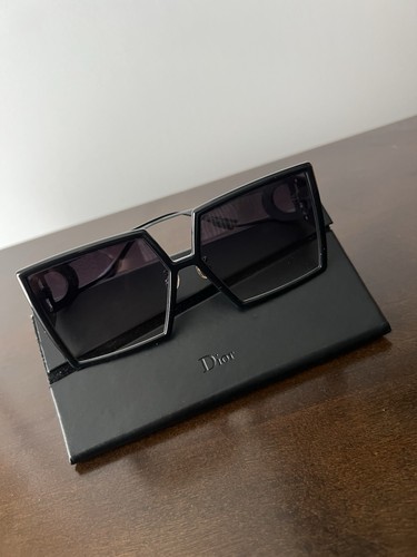 Authentic christian dior - authentic,