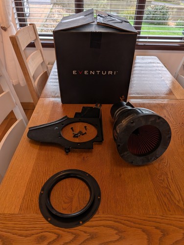 Eventuri carbon fibre - fibre, intake