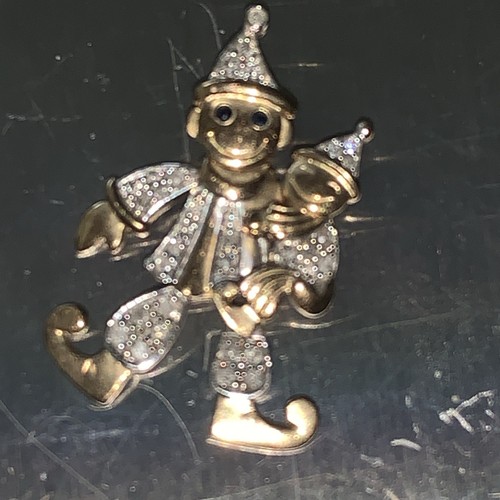 9ct vintage pendant - clown, very
