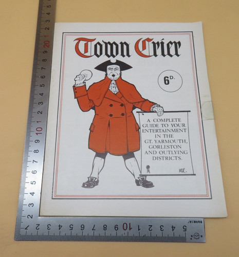 Town crier guide - crier, to