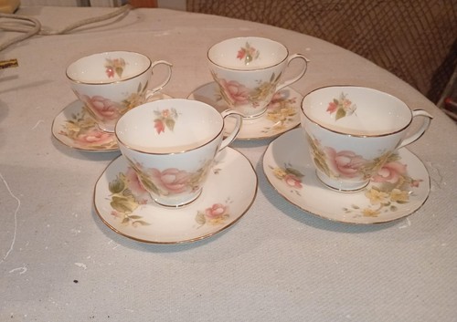 Duchess 494 peach rose - rose., cups