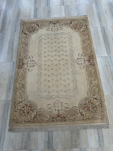 Vintage hand knotted area - vintage,