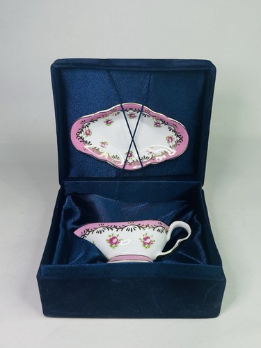Antique style regal porcelain - style,