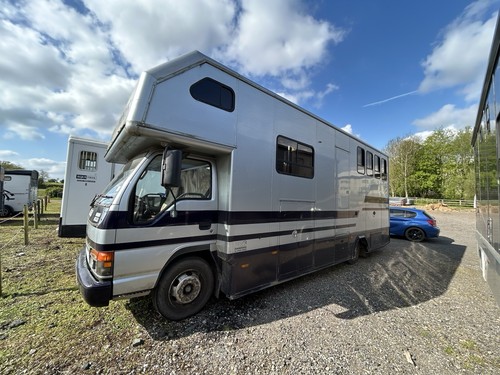 5tonne isuzu prb horsebox - 7.5tonne,