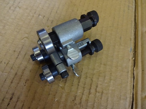 Bandsaw saw tool guide suit