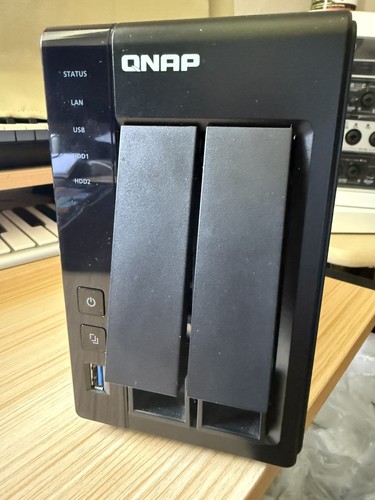 Upgraded qnap 251 bundle - upgraded,