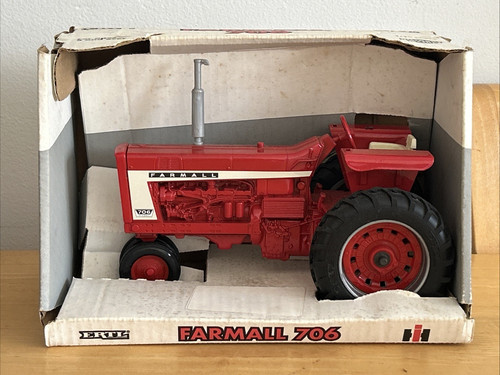 Ertl farmall 706 tractor - ertl,
