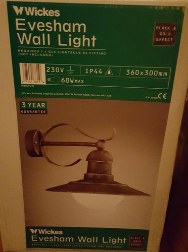 Evesham wall light ip44 - evesham,